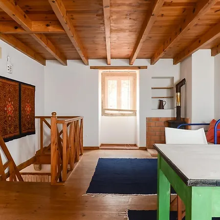Casa Do Lagarto Коларес